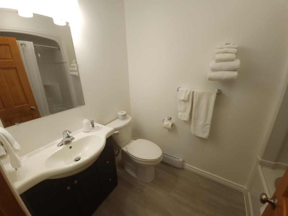 Outdoorsman Motel Вава Экстерьер фото